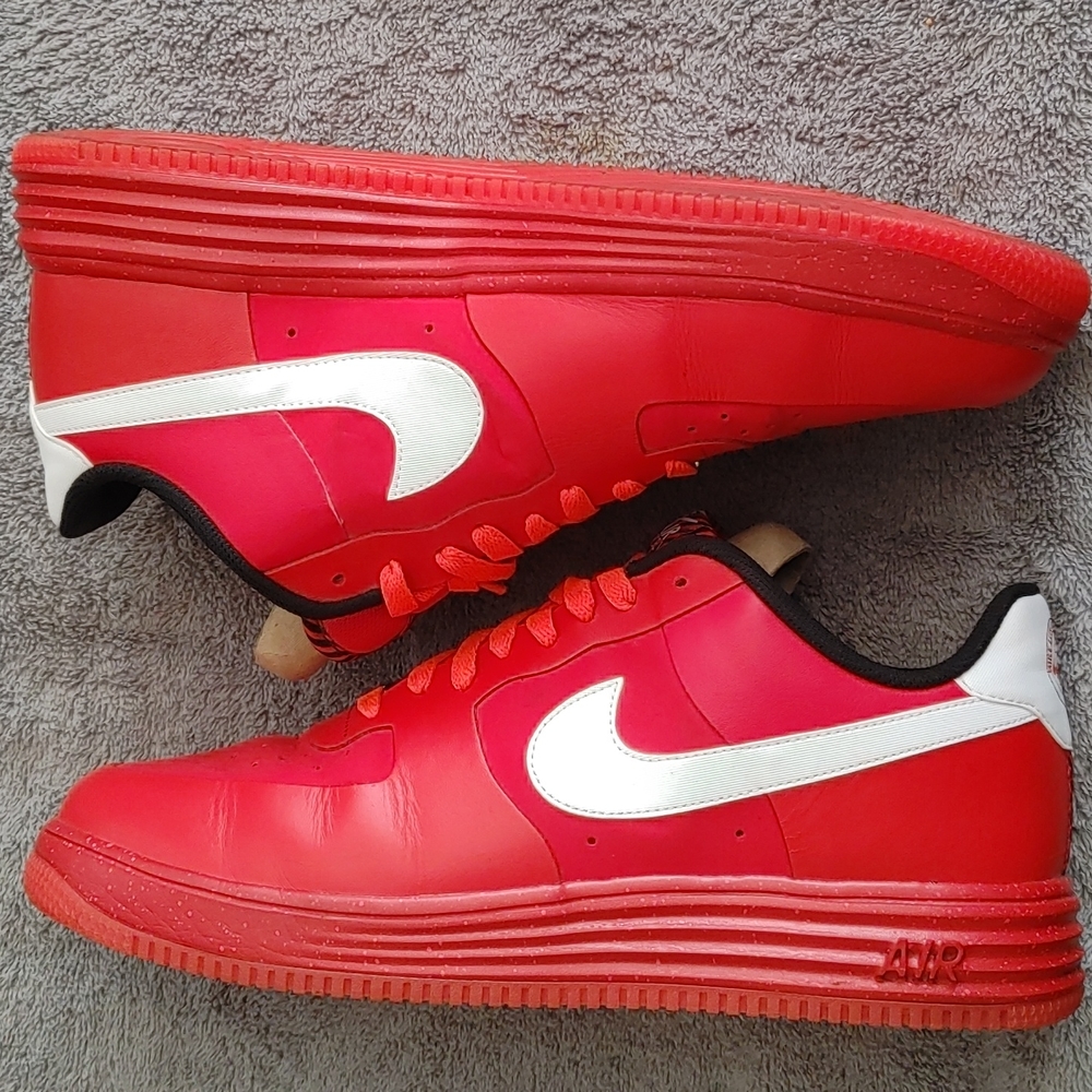 Nike Air Force 1 Lunar 'University Red' - Picture 2 of 7